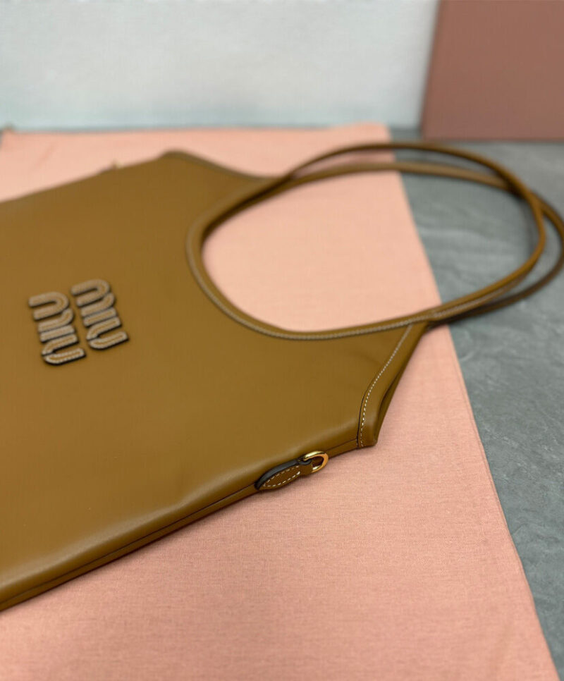 Miumiu IVY Leather Bag 5BG231